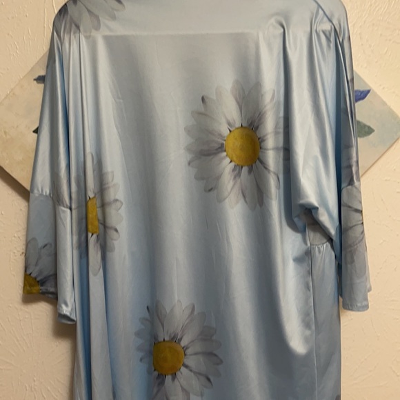 ⛅️ Blouse - Picture 4 of 5